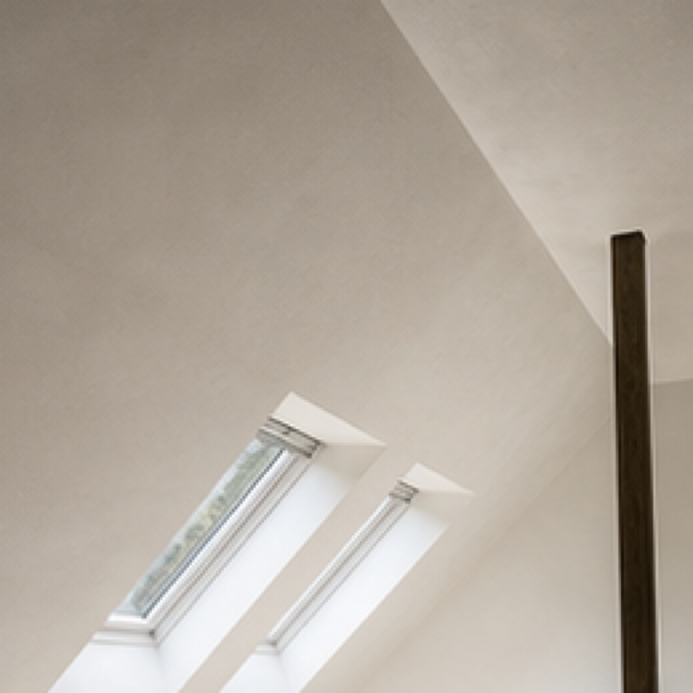 Plafond latex spuiten voorbeeld van afwerking